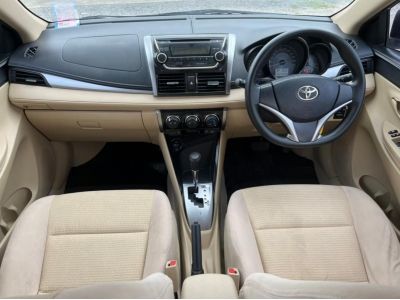 2015 Toyota VIOS 1.5 E รถเก๋ง 4 ประตู ออกรถง่าย เครดิตดี ฟรีดาวน์ รูปที่ 6